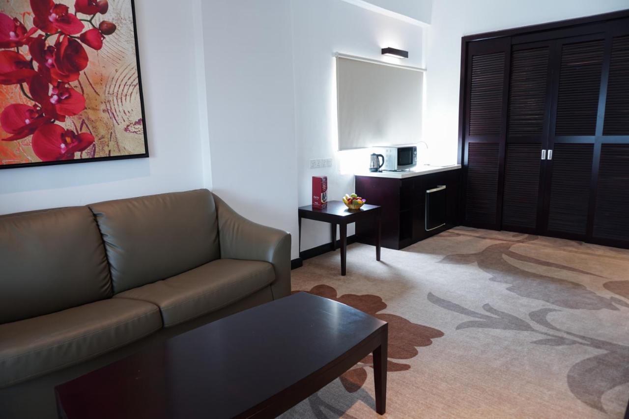 Amansari Residence Resort Johor Bahru Bagian luar foto