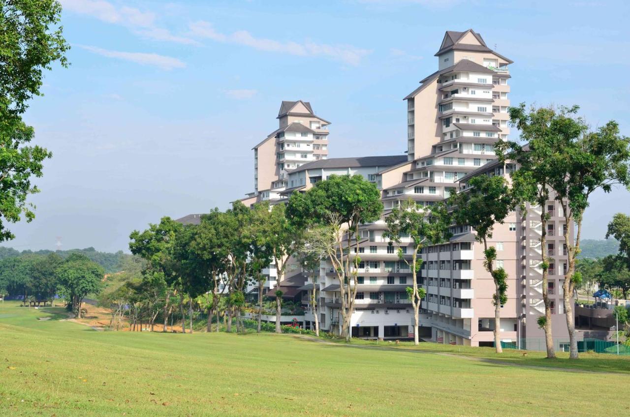 Amansari Residence Resort Johor Bahru Bagian luar foto