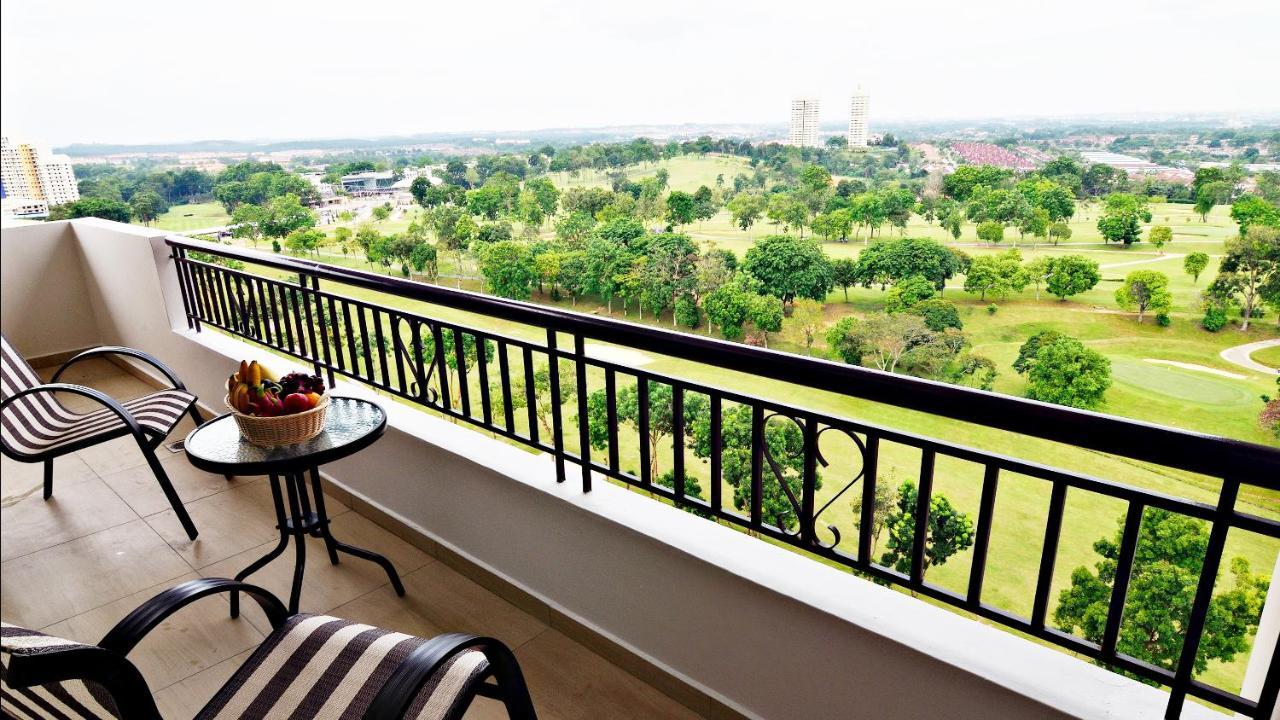 Amansari Residence Resort Johor Bahru Bagian luar foto